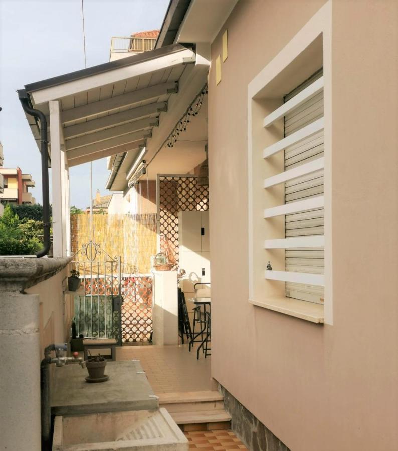 Casa Giulia a 500 mt dal mare Villa Montesilvano Marina Exterior foto